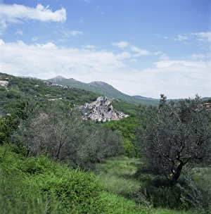 Molise Prints: View towards Cerro al Volturno