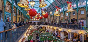 Xmas Prints: View of Christmas decorations in the Apple Market