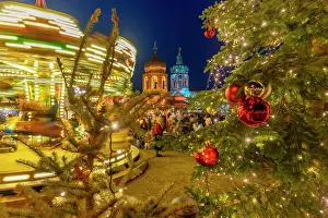Families Prints: View of Christmas market at Charlottenburg Palace in Schloss Charlottenburg at dusk