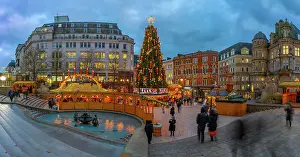 Water Fountain Prints: View of Christmas Market stalls and Christmas tree in Victoria Square
