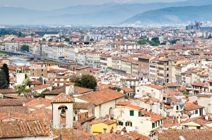 View of city center of Florence and River Arno, Florence (Firenze), UNESCO World Heritage Site, Tuscany, Italy, Europe
