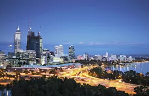 Images Dated 21st December 2010: View of city skyline, Perth, Western Australia, Australia, Pacific