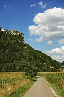 View of Donautal (Danube valley), Schaufelsen and Werenwag Castle, Swabian Alb, Baden-Wurttemberg, Germany, Europe