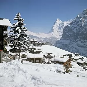 Images Dated 16th January 2000: View towards the Eiger