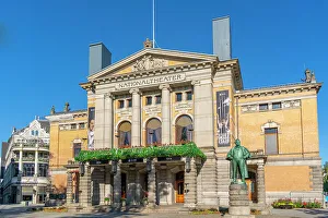 Public Space Prints: View of the entrance of the National Theatre from Stortingsparken