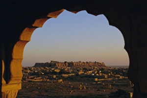 Jaisalmer Prints: View of the fortified old city of Jaisalmer