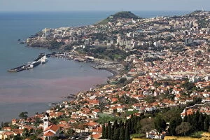 Images Dated 3rd February 2010: View over Funchal, Madeira, Portugal, Atlantic, Europe