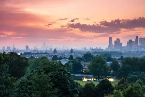 Towers Prints: View of Greenwich Old Royal Naval College and London skyline at dusk