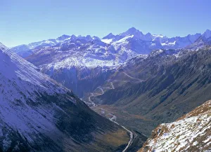 Images Dated 5th September 2008: View to the Grimsel Pass from west of the Furka Pass