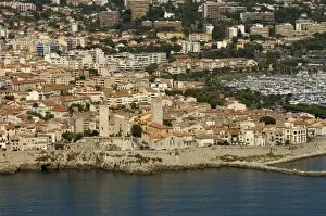 Images Dated 27th August 2007: View from helicopter of Antibes, Alpes-Maritimes, Provence, Cote d Azur