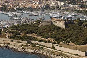 Images Dated 27th August 2007: View from helicopter of Fort Carre, Antibes, Alpes-Maritimes, Provence