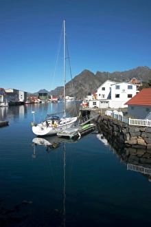 Traditionally Norwegian Prints: View of Henningsvaer Harbour, Lofoten Islands, Nordland, Norway, Scandinavia, Europe