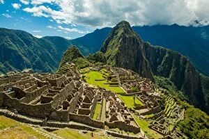 Archaeological Gallery: View of Huayna Picchu and Machu Picchu Ruins, UNESCO World Heritage Site, Peru, South