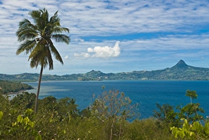 Images Dated 11th August 2007: View over the island of Grand Terre, Mayotte, French Departmental Collectivity of Mayotte