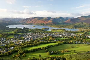Images Dated 16th October 2008: View over Keswick and Derwent Water from the Skiddaw Range, Lake District National Park