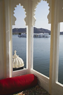 View of Lake Palace Hotel from Jagat Niiwas Palace Hotel, Udaipur, Rajasthan, India, Asia