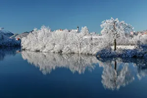 Winter Wonderland Prints: View over Lech River with St. Mang Monastery and High Castle