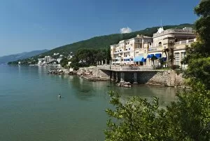 View along Lido to Kvarner Hotel, Opatija, Kvarner Gulf, Croatia, Adriatic, Europe