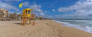 Stand Prints: View of lifeguard watchtower at Playa de Palma