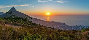 Signal Hill Prints: View of Lion's Head and Bantry Bay at sunset from Signal Hill