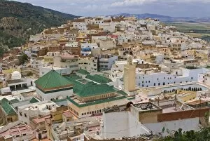 Images Dated 16th May 2008: View over Moulay Idriss (Moulay Idriss Zerhoun), Morocco, North Africa, Africa