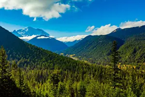 Cascade Range Prints: View of Mount Rainier, a stratovolcano in the Cascade Range of the Pacific Northwest