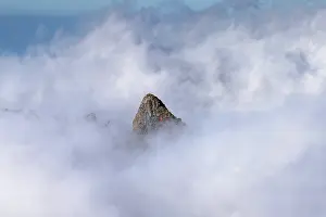 Outcrop Prints: View of the mountains and rocks near Arieiro peak, Madeira, Portugal