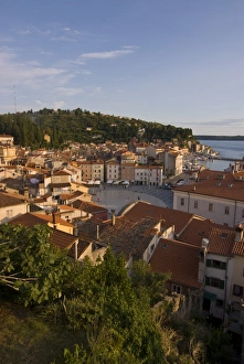 Images Dated 17th August 2008: View over the old town of Piran, Slovenia, Europe
