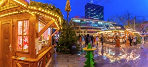 Friends Prints: View of people and market stalls at Christmas, Breitscheidplatz, Berlin, Germany