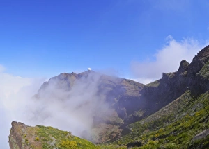 Madeira Prints: View towards the Pico do Arieiro, Madeira, Portugal, Europe