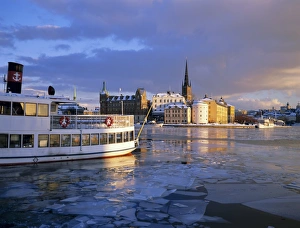 Northern Europe Prints: View of Riddar-Holmen