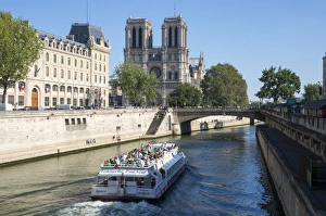 Passenger Prints: View of the River Seine and Notre Dame Cathedral, Paris, France, Europe