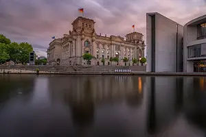 View of the River Spree and the Reichstag (German Parliament building) at sunset, Mitte, Berlin, Germany, Europe