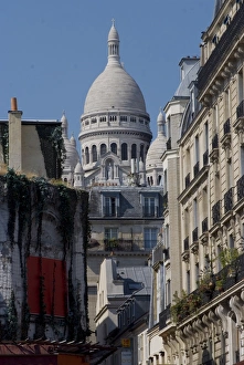 Sacre Coeur Prints: View of Sacre Coeur Basilica, Montmartre, Paris, France, Europe