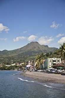 Images Dated 4th February 2010: View of Saint-Pierre showing Mount Pelee in background, Martinique, Lesser Antilles, West Indies