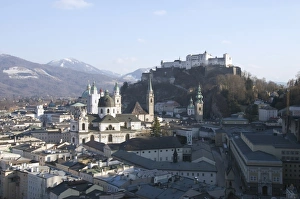Images Dated 16th February 2008: View of Salzburg from the Monchsberg, Salzburg, Austria