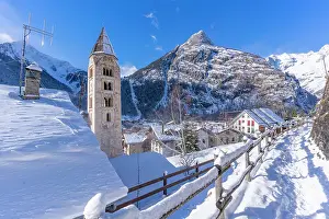 Courmayeur Prints: View of snow covered mountains