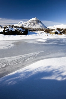 Images Dated 11th February 2009: View across snow-covered Rannoch Moor to Buachaille Etive Mor, Highland