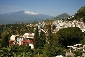 Images Dated 14th May 2007: View over Taormina and Mount Etna, Sicily, Italy, Europe