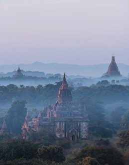 View of Temples at dawn, Bagan (Pagan), Mandalay Region, Myanmar (Burma), Asia