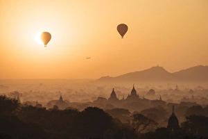 Mandalay Prints: View of temples and hot air balloons at dawn