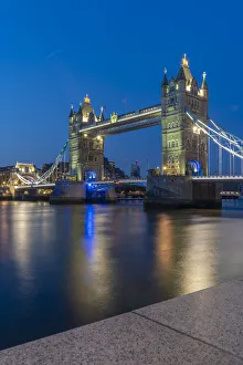 Bascule Bridge Prints: View of Tower Bridge and River Thames at dusk, London, England, United Kingdom, Europe