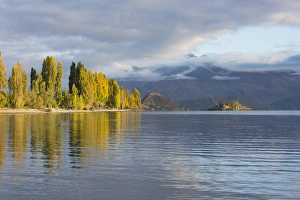 Otago Prints: View across tranquil Lake Wanaka, autumn, Roys Bay, Wanaka, Queenstown-Lakes district