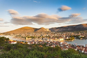 Trogir Prints: View over Trogir, UNESCO World Heritage Site, Dalmatian Coast, Croatia, Europe