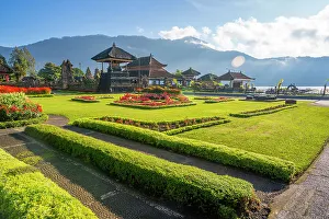 Bali Prints: View of Ulun Danu Beratan temple on Lake Bratan, Bali, Indonesia, South East Asia, Asia