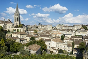 View over the UNESCO World Heritage Site, St. Emilion, Gironde, Aquitaine, France, Europe