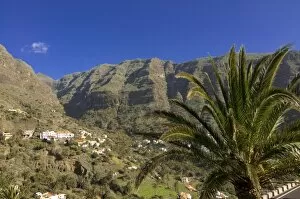 Images Dated 2nd January 2009: View over Valle Gran Rey, La Gomera, Canary Islands, Spain, Europe