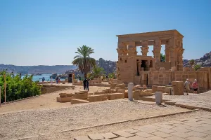Nubia Prints: View of visitors at Temple at Philae on a sunny day