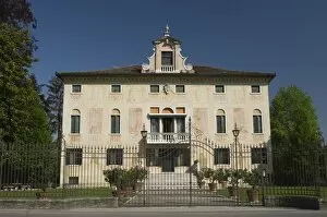 The Villa Soranzo (La Soranza), frescoed facade, dormer window in Baroque style