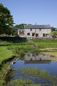 Peak District Prints: Village pond, Monyash, Peak District, Derbyshire, England, United Kingdom, Europe